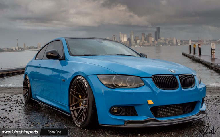 Автомобиль bmw 335